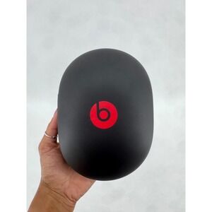Beats by Dre Hard Shell Headphone Carrying Case Black Red Logo Zip Travel Bag